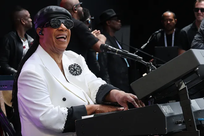 Stevie Wonder Performs at the Obama Presidential Center Opening