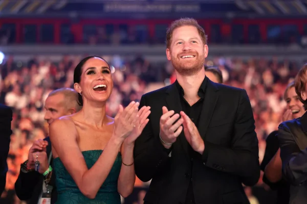 Prince Harry & Meghan Markle’s UK Return Has the Palace in Chaos