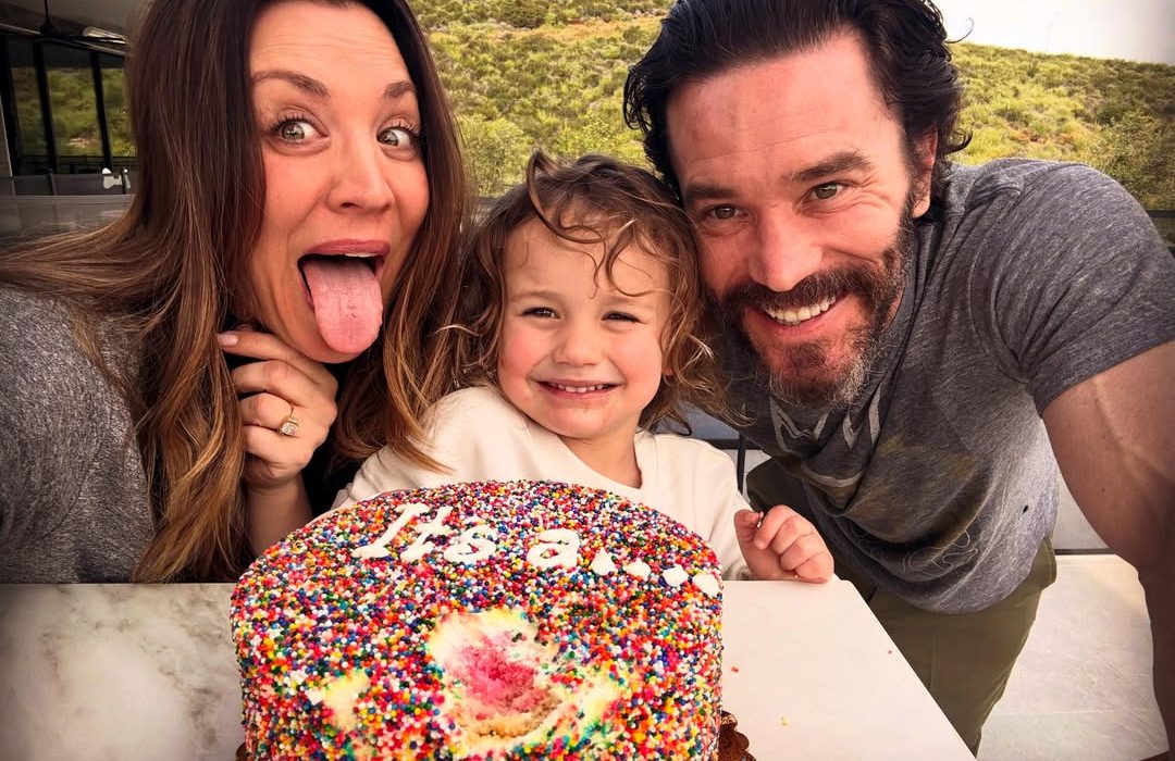 Kaley Cuoco and Tom Pelphrey Are Expecting Their Second Child