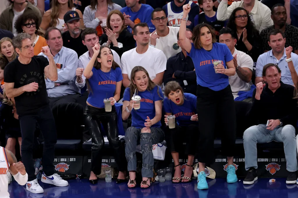 The HAIM sisters joined Taylor Swift courtside at the Knicks Game